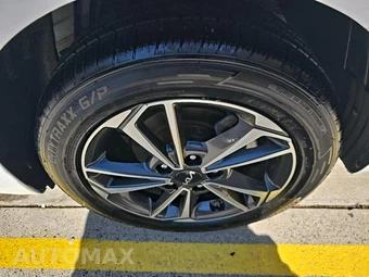 2024 Kia Forte LXS - miniatura 11