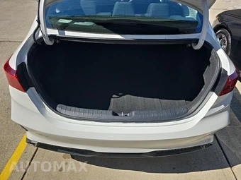 2024 Kia Forte LXS - miniatura 19