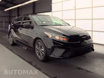 2024 Kia Forte LXS - miniatura 3