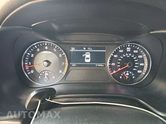 2024 Kia Forte LXS - miniatura 12