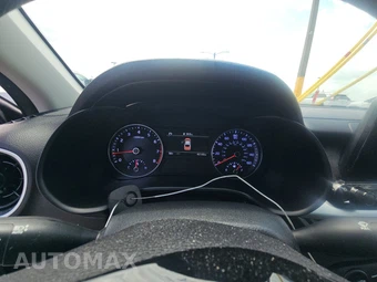 2024 Kia Forte LXS – miniatura 12