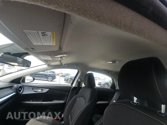 2024 Kia Forte LXS – miniatura 18