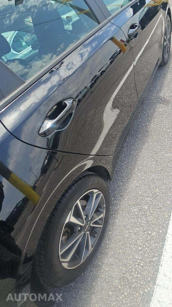 2024 Kia Forte LXS – miniatura 23