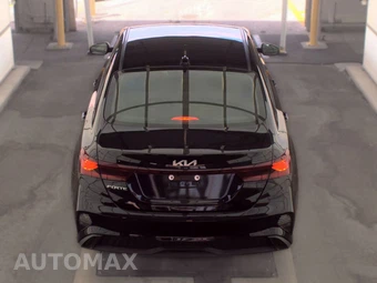 2024 Kia Forte LXS – miniatura 5