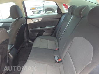 2024 Kia Forte LXS - miniatura 13