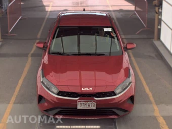 2024 Kia Forte LXS – miniatura 2