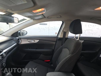 2024 Kia Forte LXS - miniatura 18