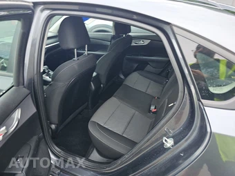 2024 Kia Forte LXS - miniatura 13