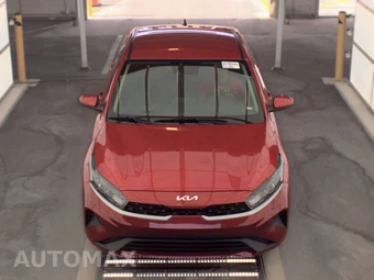 2024 Kia Forte LXS - miniatura 2