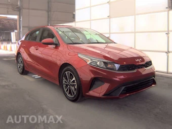 2024 Kia Forte LXS - miniatura 3