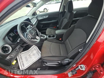 2024 Kia Forte LXS - miniatura 7