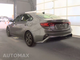2024 Kia Forte LXS - miniatura 6
