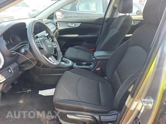 2024 Kia Forte LXS - miniatura 7