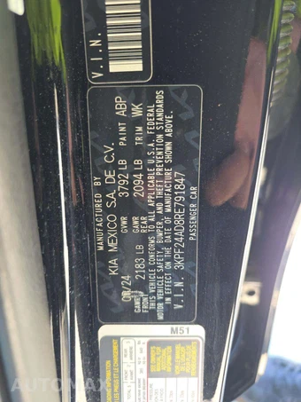 2024 Kia Forte LXS - miniatura 2