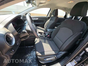 2024 Kia Forte LXS - miniatura 3