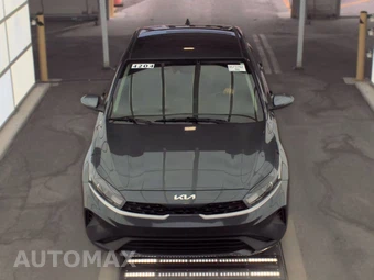 2024 Kia Forte LXS – miniatura 2