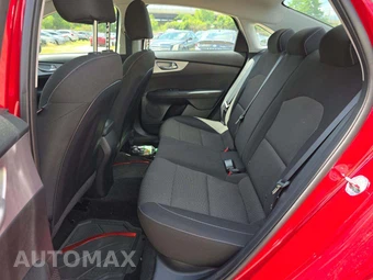 2024 Kia Forte LXS - miniatura 13