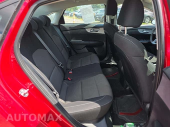 2024 Kia Forte LXS - miniatura 16