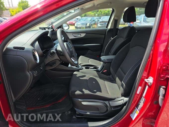 2024 Kia Forte LXS - miniatura 6