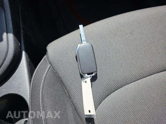 2024 Kia Forte LXS - miniatura 8