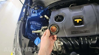 2024 Kia Forte LXS - miniatura 17