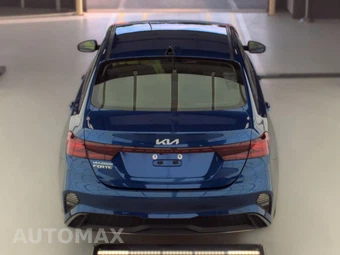 2024 Kia Forte LXS - miniatura 5