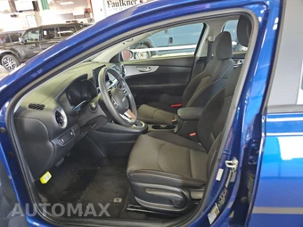 2024 Kia Forte LXS - miniatura 7