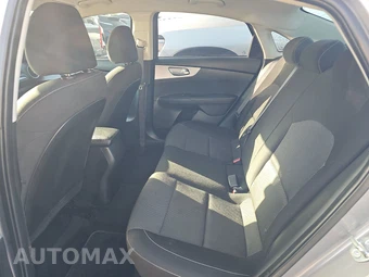 2024 Kia Forte LXS - miniatura 13
