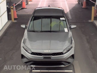 2024 Kia Forte LXS - miniatura 2