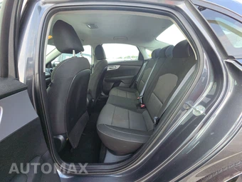 2024 Kia Forte LXS – miniatura 13