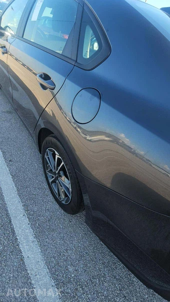 2024 Kia Forte LXS – miniatura 20