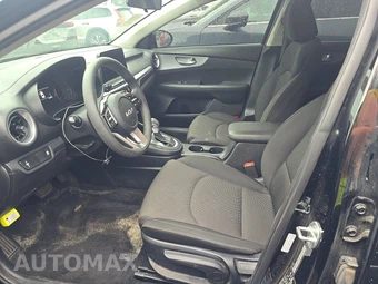 2024 Kia Forte LXS - miniatura 7