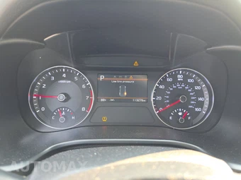 2024 Kia Forte LXS - miniatura 12