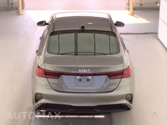 2024 Kia Forte LXS - miniatura 5