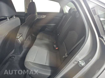 2024 Kia Forte LXS - miniatura 13
