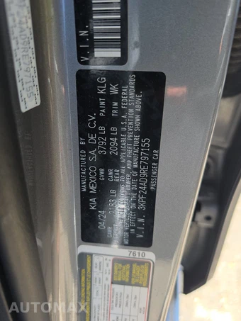 2024 Kia Forte LXS – miniatura 14