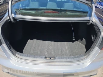 2024 Kia Forte LXS – miniatura 16