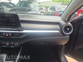 2024 Kia Forte LXS - miniatura 19