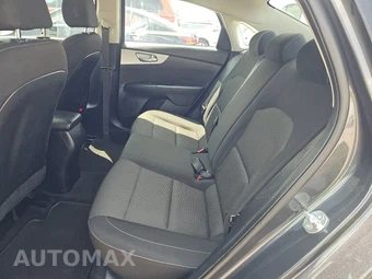 2024 Kia Forte LXS - miniatura 13