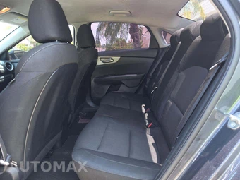 2024 Kia Forte LXS - miniatura 13