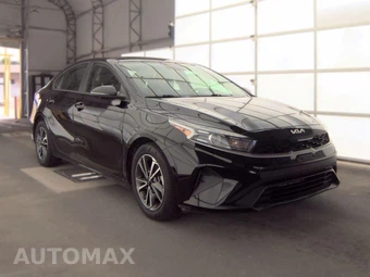 2024 Kia Forte LXS - miniatura 3
