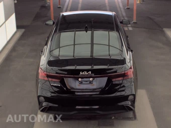 2024 Kia Forte LXS - miniatura 5