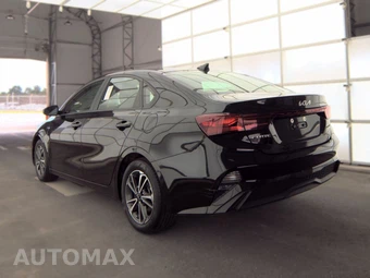 2024 Kia Forte LXS - miniatura 6