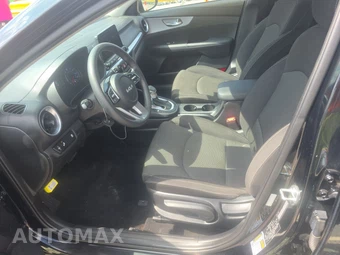 2024 Kia Forte LXS - miniatura 7