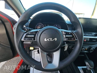 2024 Kia Forte LXS - miniatura 10