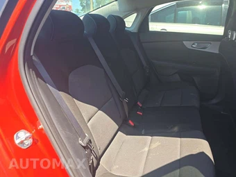 2024 Kia Forte LXS - miniatura 16