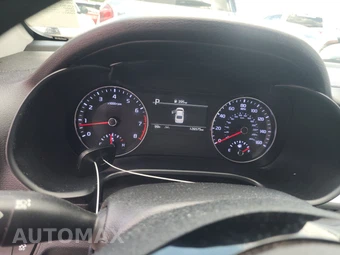 2024 Kia Forte LXS – miniatura 12