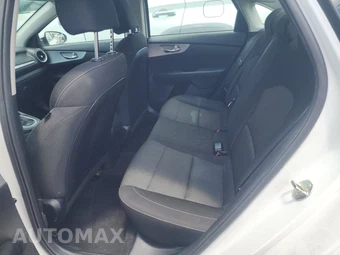 2024 Kia Forte LXS – miniatura 13
