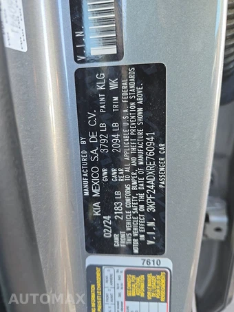 2024 Kia Forte LXS – miniatura 14