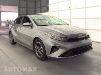 2024 Kia Forte LXS – miniatura 3